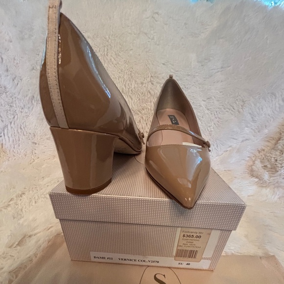 Your Shoe Closet Needs These! - Picture 5 of 9